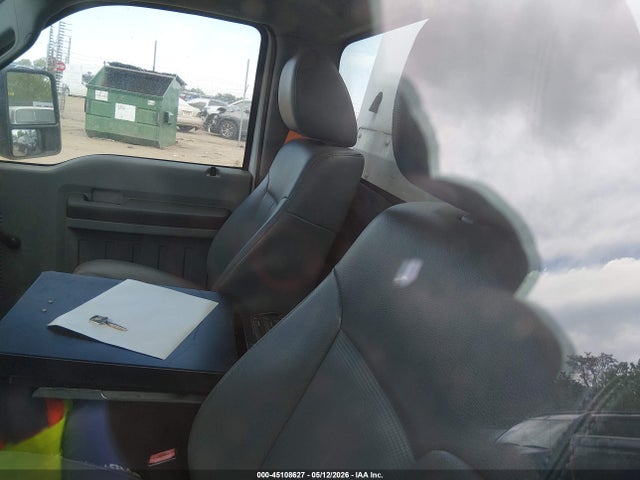 Ford F-350 Xl