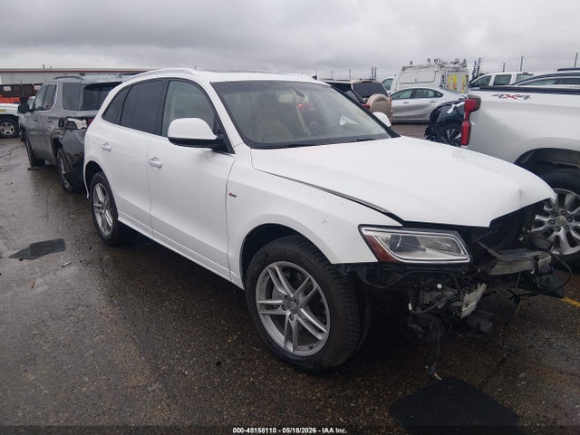 Salvage Audi Q5 Image