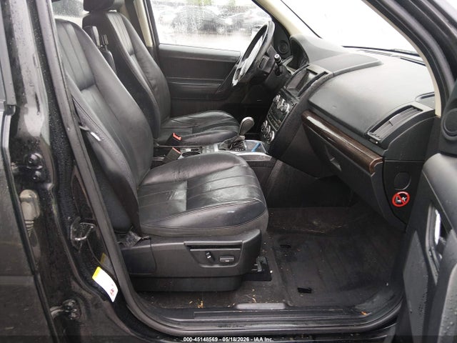 Land Rover LR2