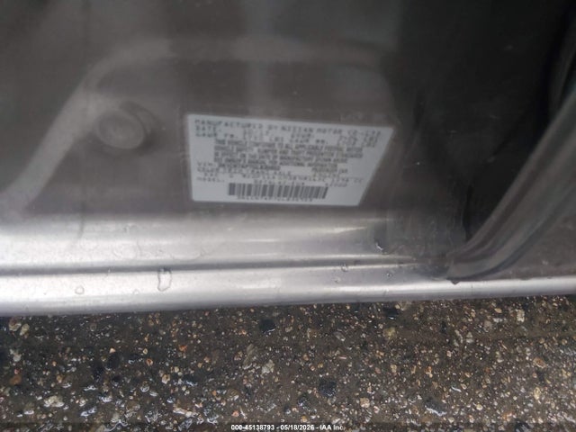 Nissan Versa 1.6 S+