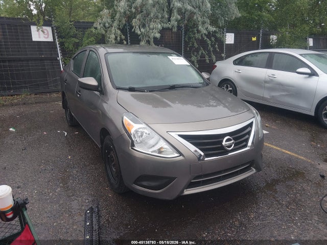 Salvage Nissan Versa Image
