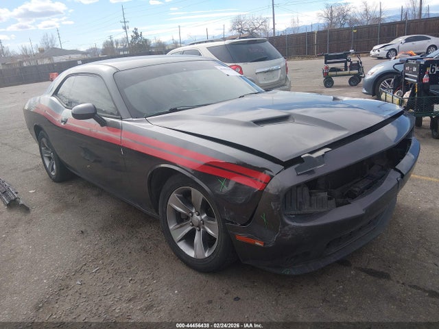 Salvage Dodge Challenger Image