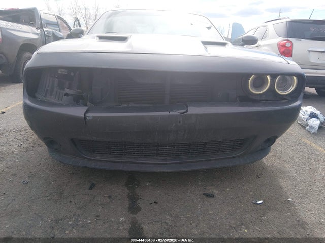 Dodge Challenger Sxt