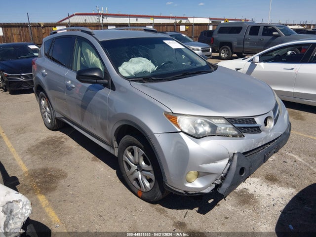 Salvage Toyota RAV4 Image