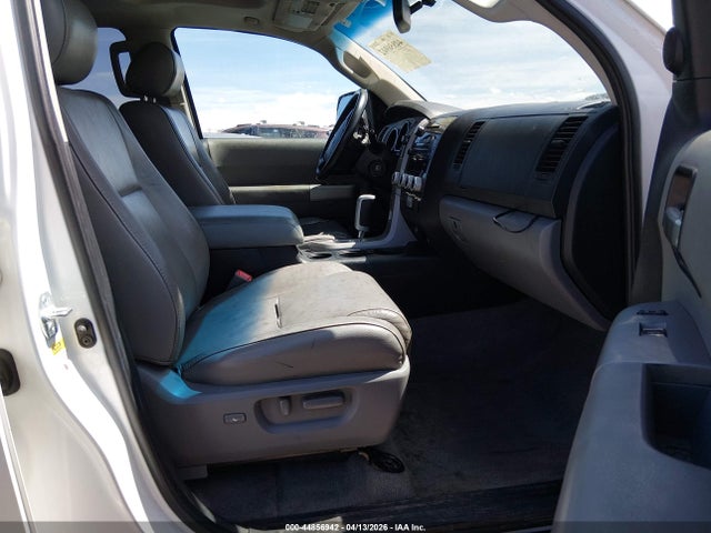 Toyota Sequoia Limited 5.7l V8