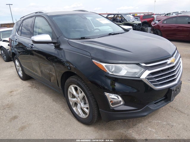 Salvage Chevrolet Equinox Image