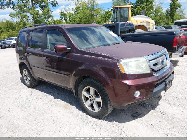 Salvage Honda Pilot Image