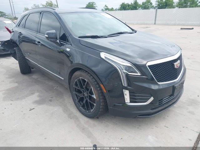 Salvage Cadillac XT5 Image