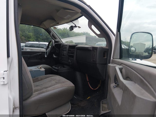 GMC Savana Work Van