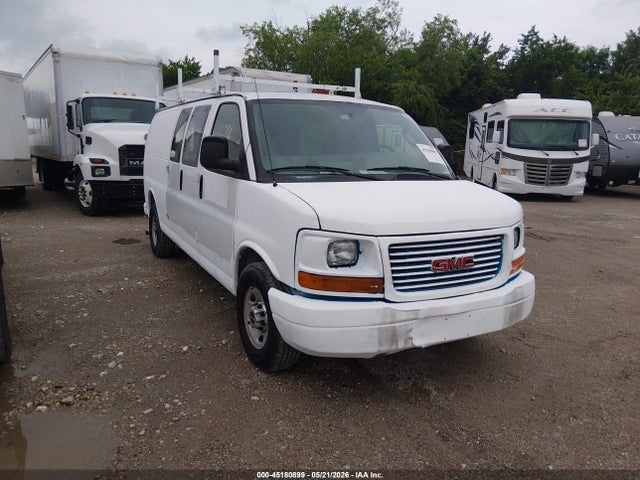 Salvage GMC Savana Image