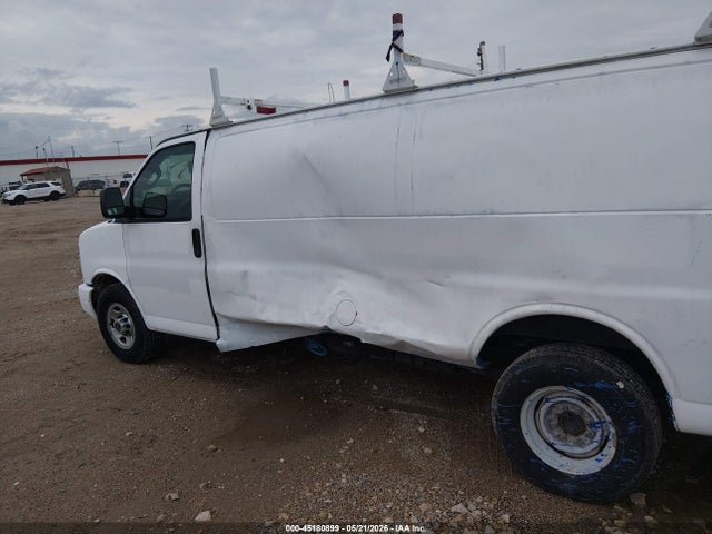 GMC Savana Work Van