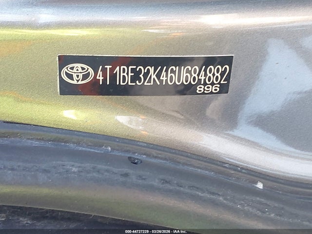 Toyota Camry Le