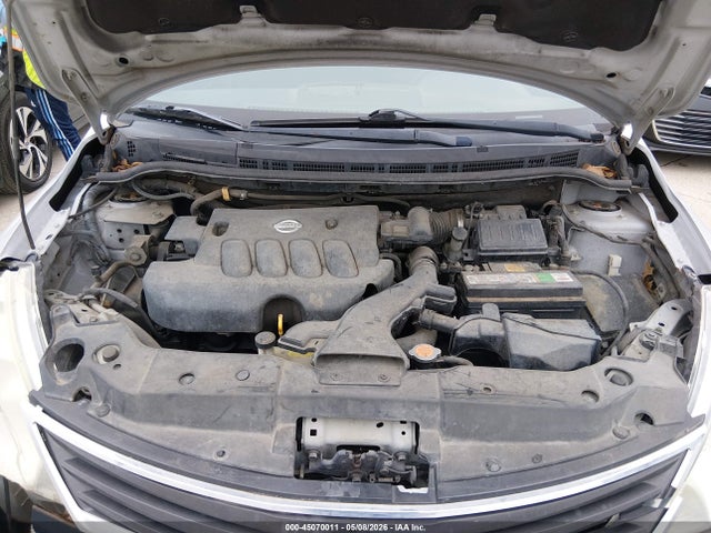 Nissan Versa 1.8s