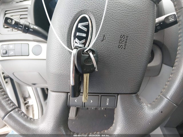 Kia Borrego Ex V8
