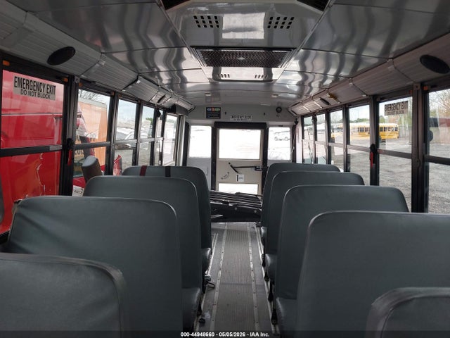 Freightliner Chassis B2b
