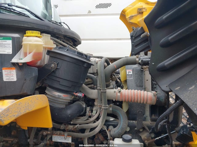 Freightliner Chassis B2b