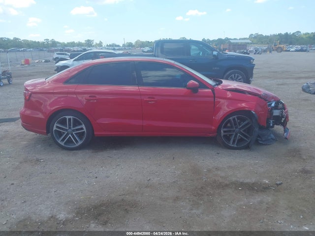 Audi A3 40 Titanium Premium