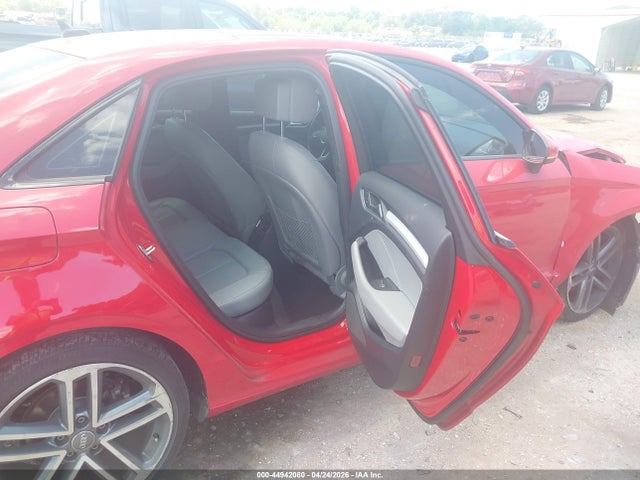 Audi A3 40 Titanium Premium