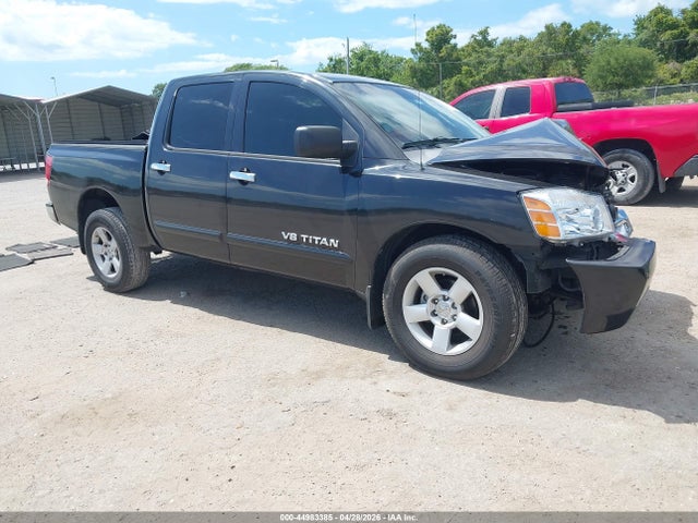 Salvage Nissan Titan Image