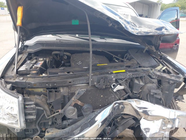 Nissan Titan Se