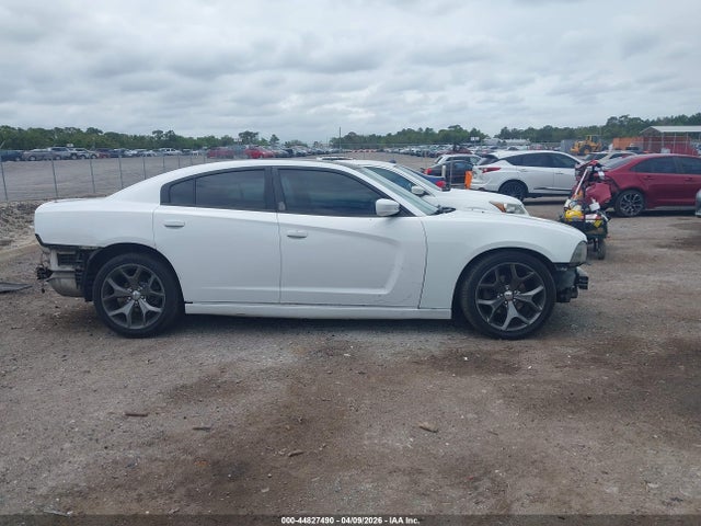 Dodge Charger Se