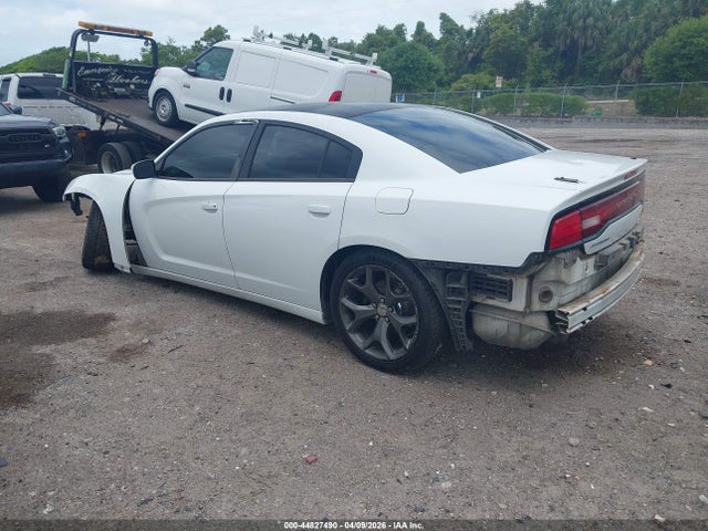 Dodge Charger Se