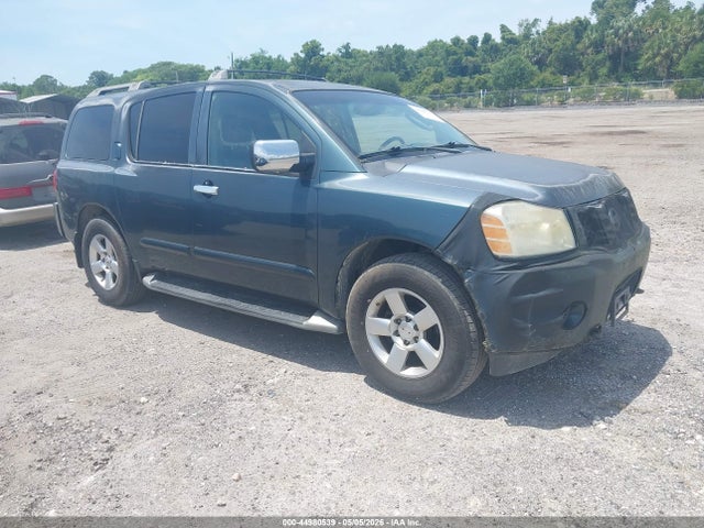 Salvage Nissan Pathfinder Image