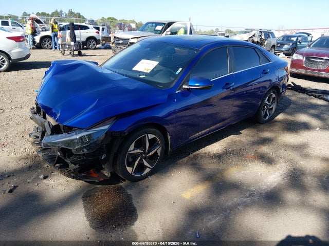 Hyundai ELANTRA Sel