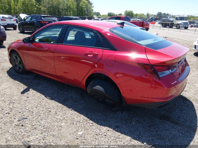 Hyundai ELANTRA Sel