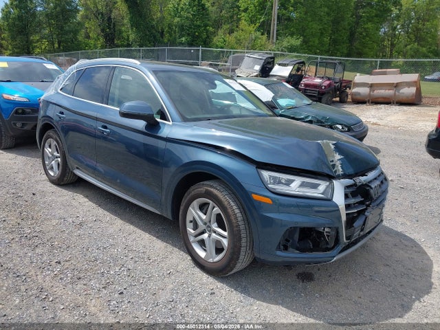 Salvage Audi Q5 Image