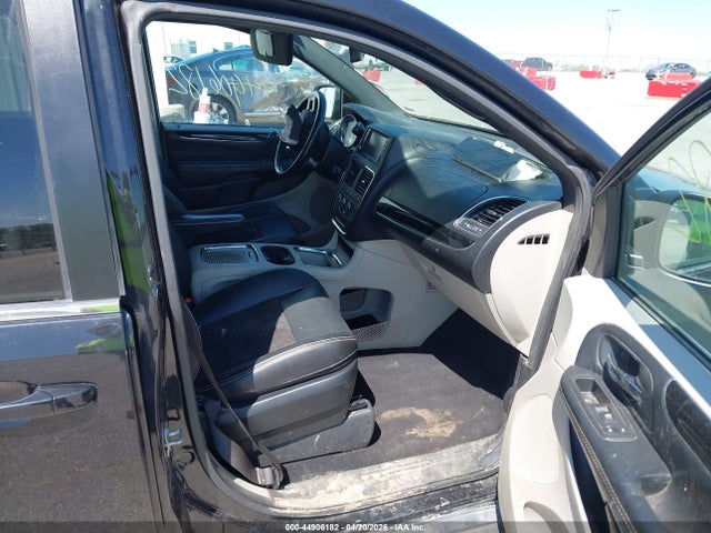 Dodge Grand Caravan Sxt