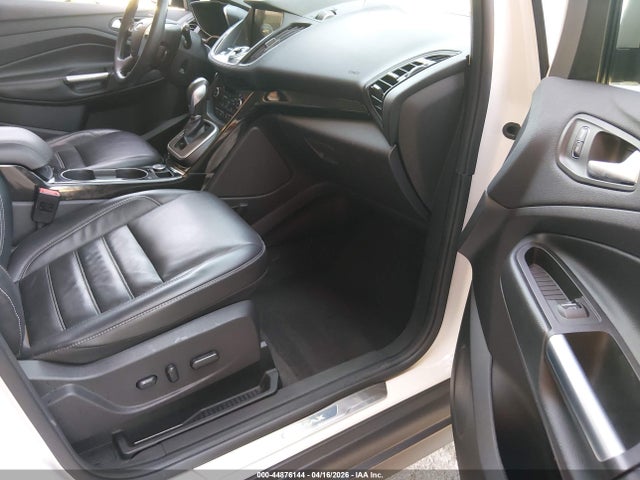 Ford C-MAX Hybrid Titanium