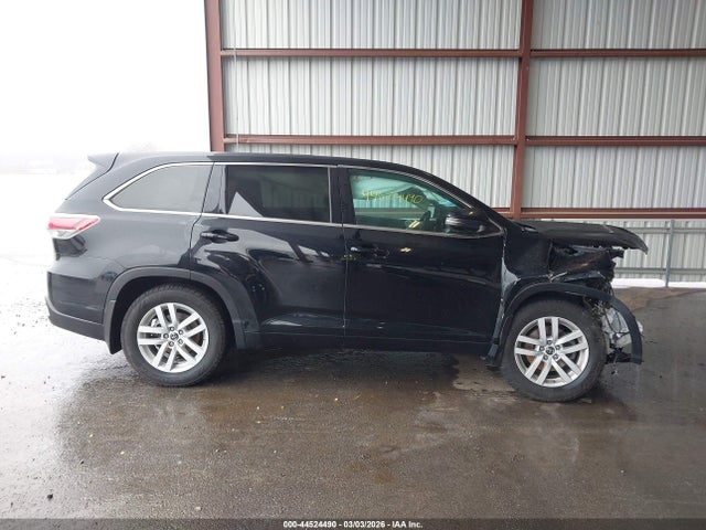 Toyota Highlander Le V6