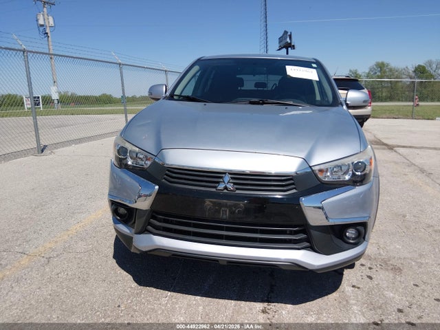 Mitsubishi Outlander 2.0 Le