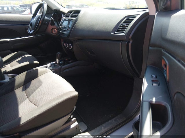 Mitsubishi Outlander 2.0 Le