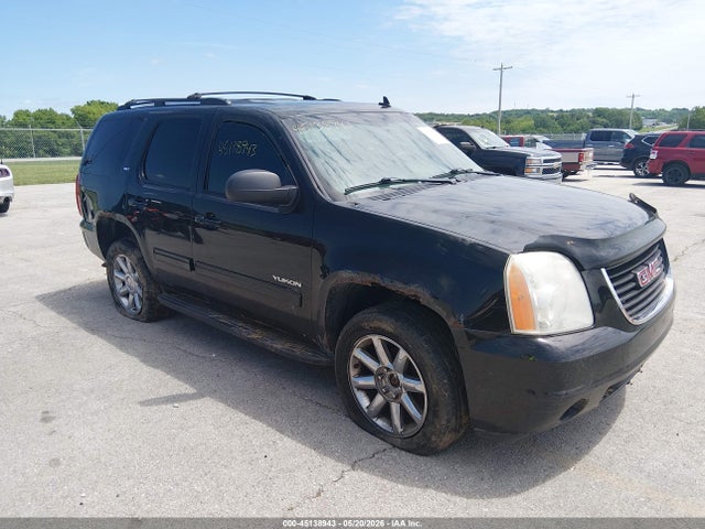 Salvage GMC Yukon Image