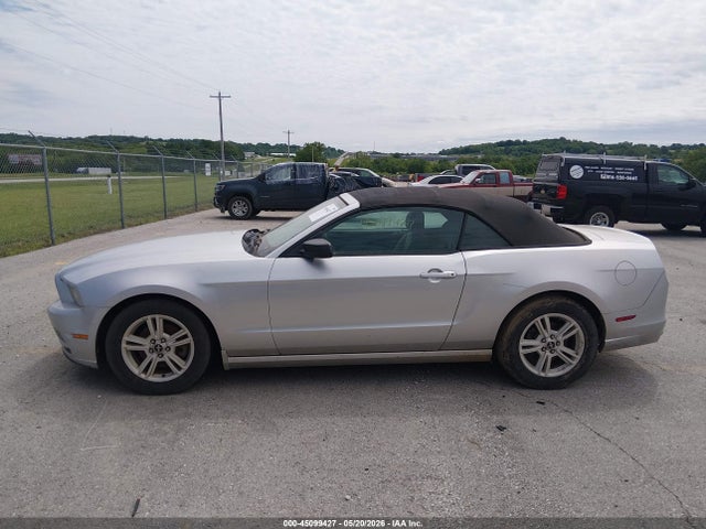 Ford Mustang V6