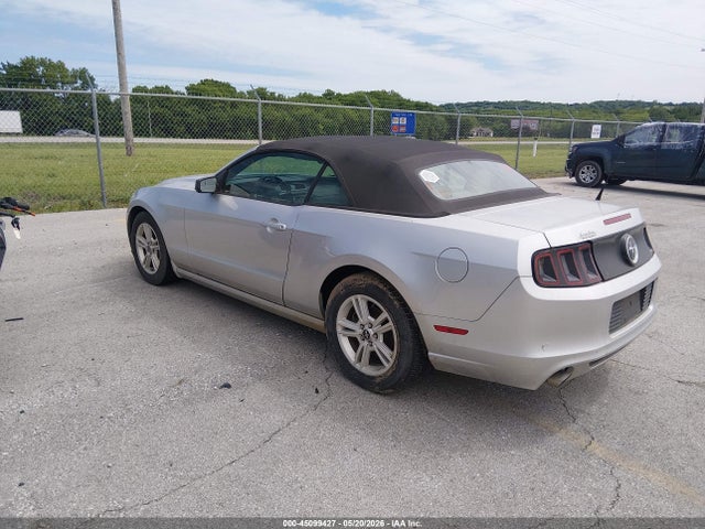 Ford Mustang V6