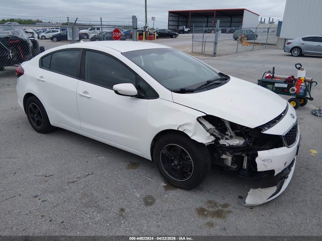 Salvage Kia Forte Image