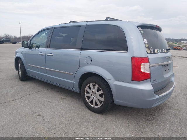 Chrysler Town & Country Touring