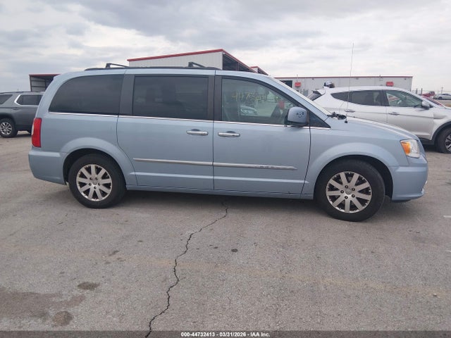Chrysler Town & Country Touring