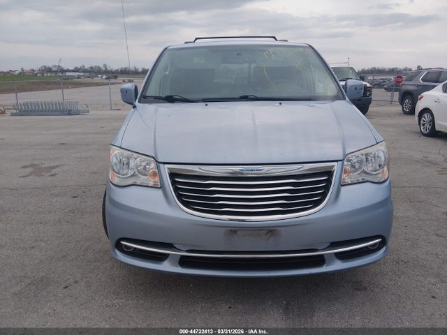 Chrysler Town & Country Touring