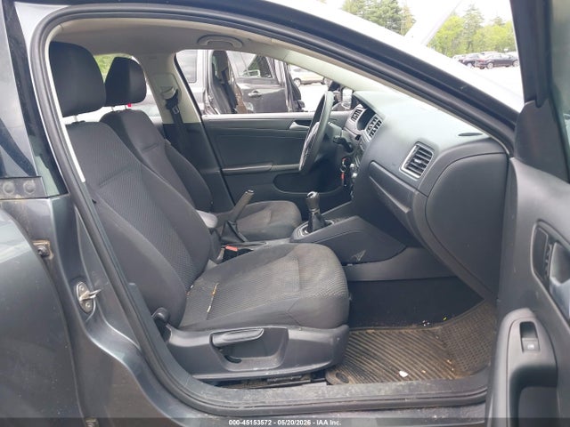 Volkswagen Jetta 2.0l S