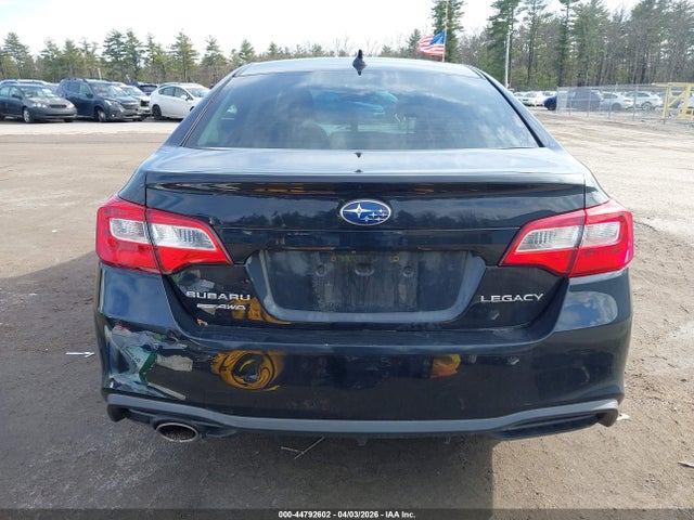 Subaru Legacy 2.5i Premium