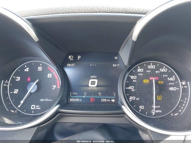 Alfa Romeo Giulia Awd