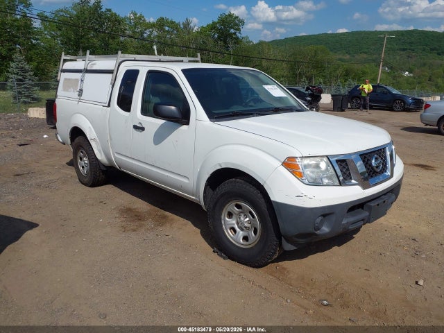 Salvage Nissan Frontier Image