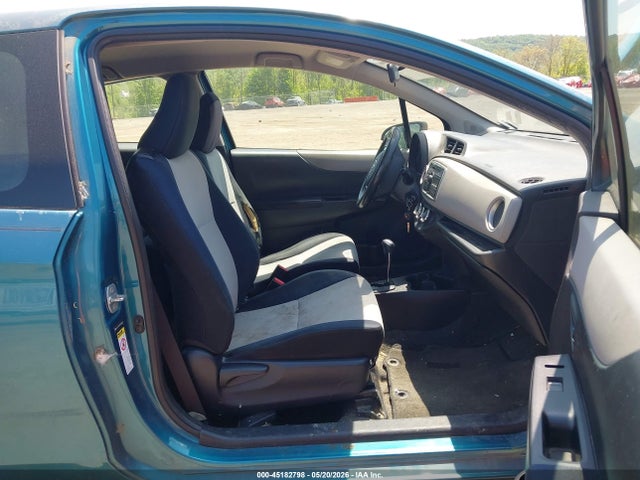 Toyota Yaris Le