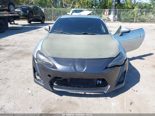 Scion FR-S