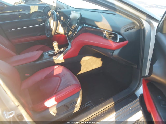 Toyota Camry Xse