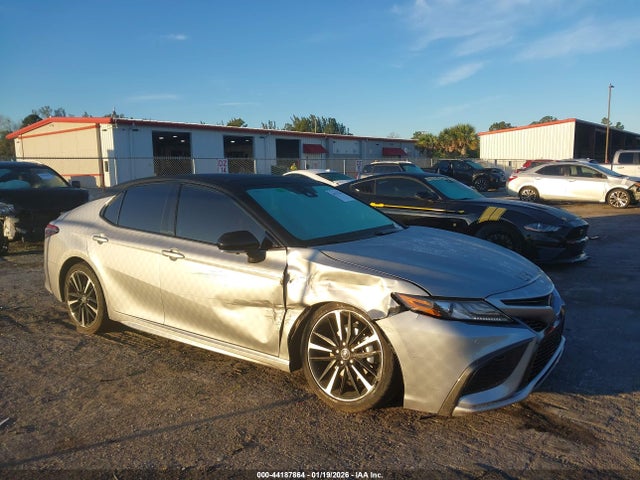 Toyota Camry Xse